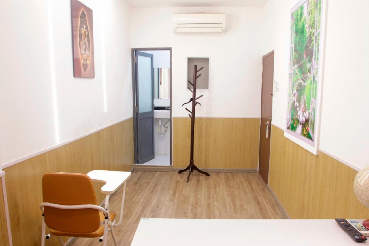 Language Exchange Hotel 3 Ho Chi Minh City Exterior photo